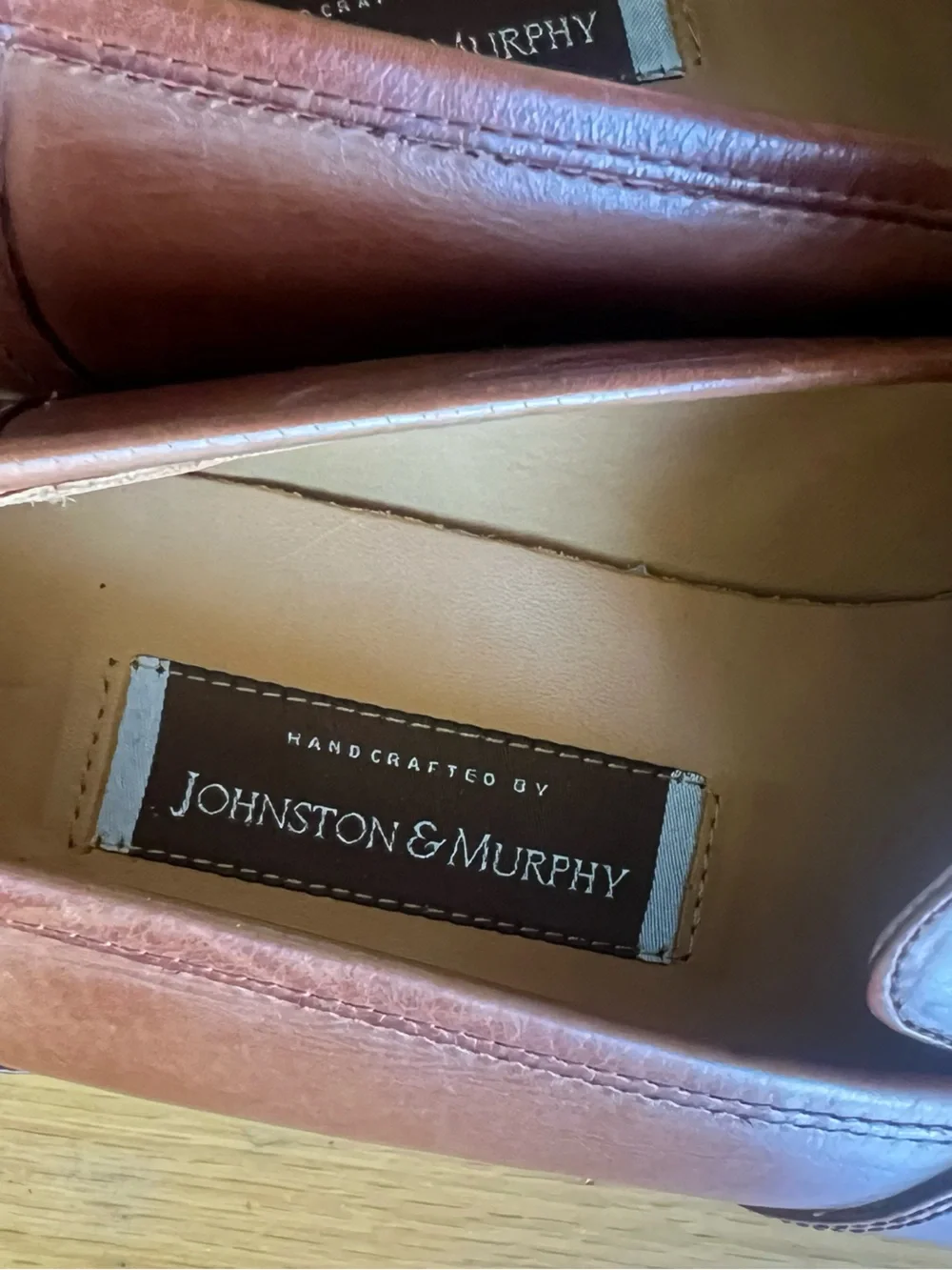 Johnston & Murphy 1046 Brown Leather Tassel Loafers Timeless Dress Shoes 9M